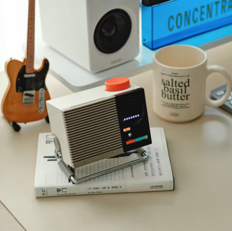 Bluetooth Desktop Retro Speaker