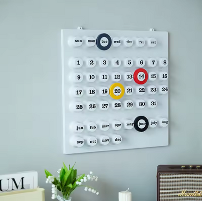 Creative RingAdate Retro Calendar