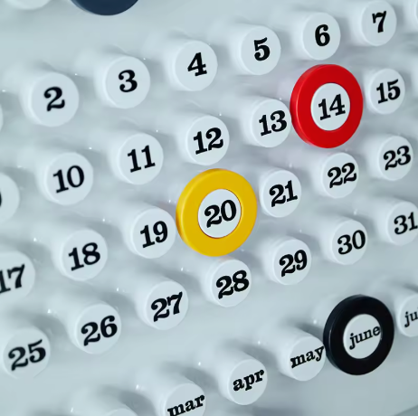 Creative RingAdate Retro Calendar